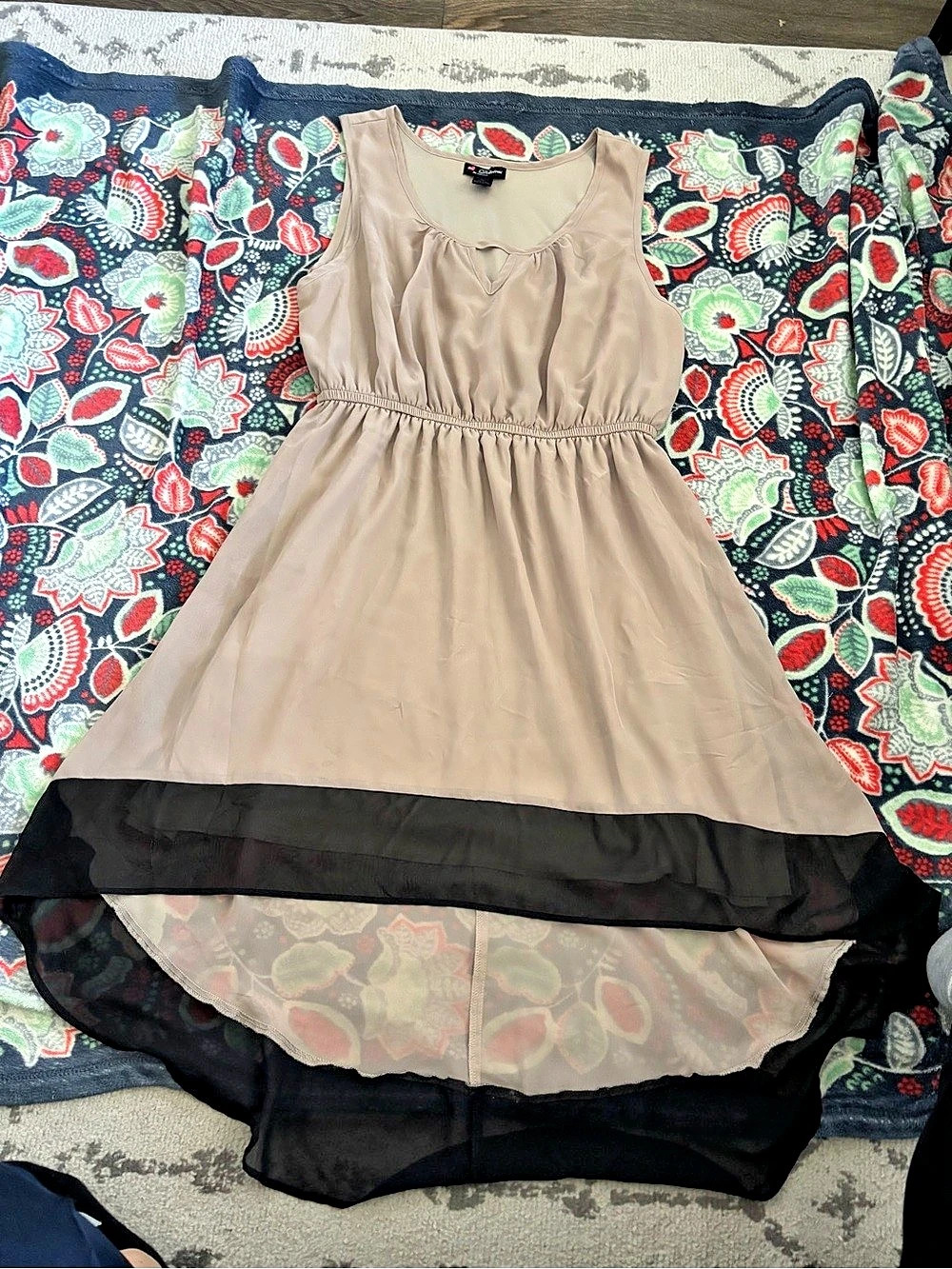 Love Delirious Womens 2X Beige Black High Low Keyhole Chiffon Dress